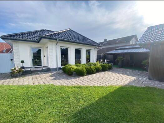 Bungalow zur Miete 2.500 € 3 Zimmer 142 m² 1.446 m² Grundstück frei ab 01.04.2026 Holtrup Porta Westfalica 32457