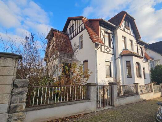 Mehrfamilienhaus zum Kauf 10,5 Zimmer 265 m² 812 m² Grundstück frei ab 01.03.2026 West Rudolstadt 07407