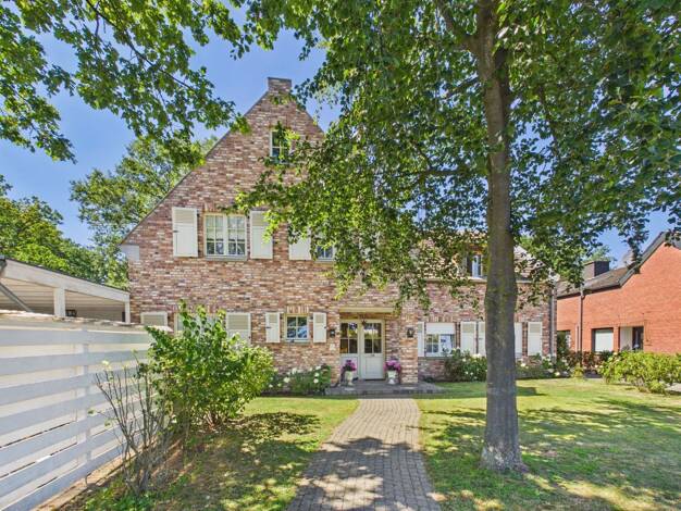Einfamilienhaus zum Kauf 1.140.000 € 11 Zimmer 241 m² 1.062 m² Grundstück Telgte Telgte 48291