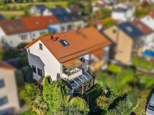 Doppelhaushälfte zum Kauf 575.000 € 6 Zimmer 127,5 m² 224 m² Grundstück Warmbronn Leonberg 71229