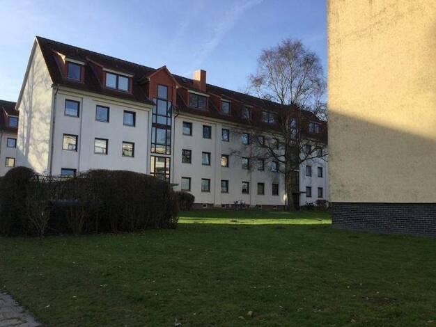 Wohnung zur Miete 591 € 2 Zimmer 60,7 m² frei ab 28.02.2026 Prieser Höhe 1 Friedrichsort Kiel 24159