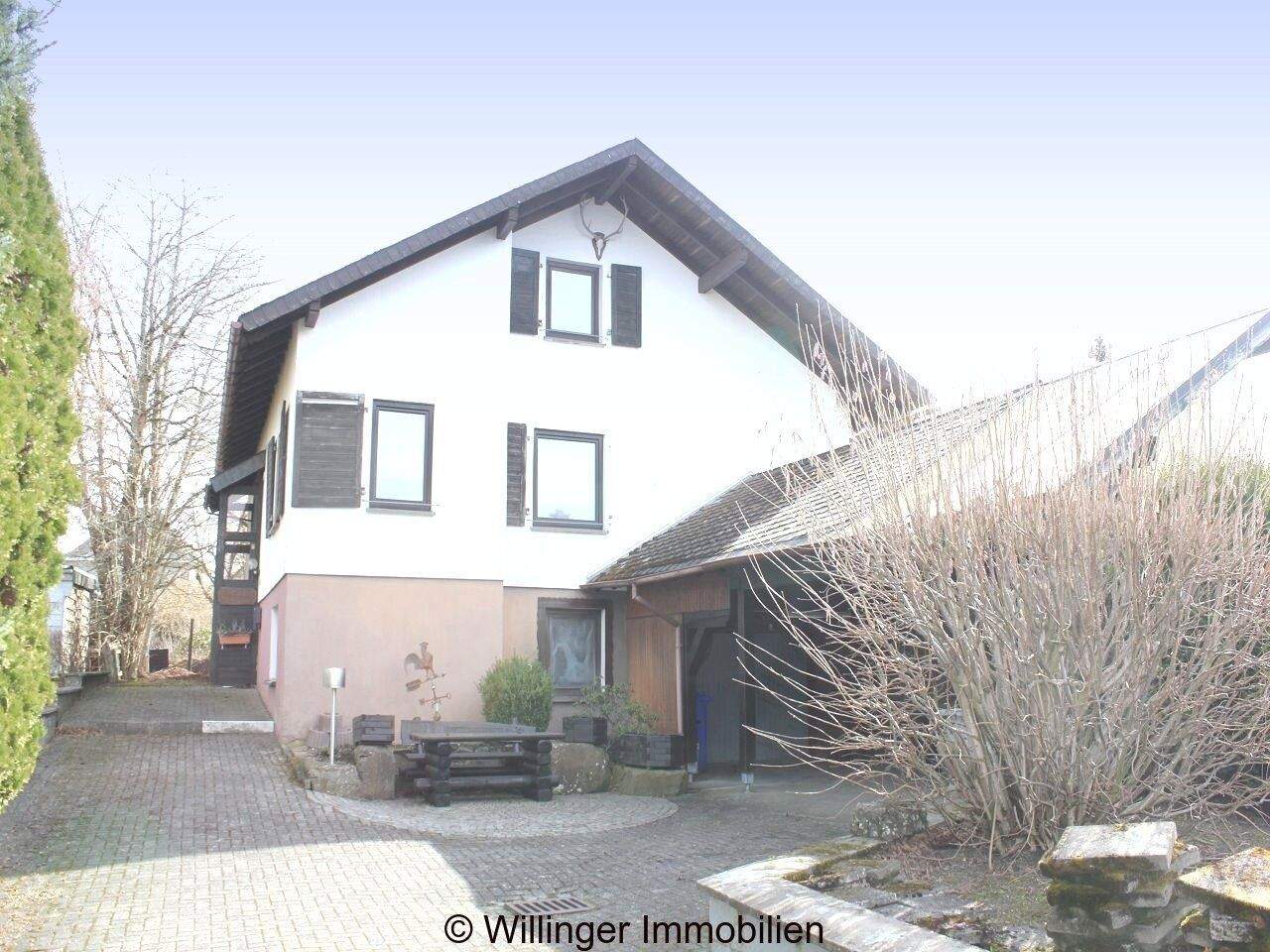 Immobilie in Willingen (Upland) - Charmantes Einfamilienhaus in Willingen-Usseln - Komfortables Wohnen mit Kamin und viel Platz - Bild 1