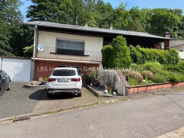 Bungalow zum Kauf 198.000 € 4 Zimmer 174 m²<br/>Wohnfläche 645 m²<br/>Grundstück ab sofort<br/>Verfügbarkeit Bergen Losheim 66679