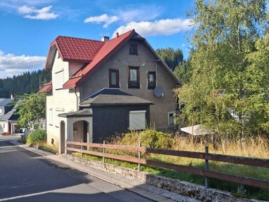 Mehrfamilienhaus zum Kauf 120.000 € 6 Zimmer 160 m² 687 m² Grundstück frei ab sofort Altenfeld 98701
