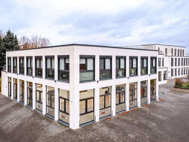 Medizinisches Gebäude zum Kauf 3.800.000 € 1.943 m² Bürofläche Simmerath 52152