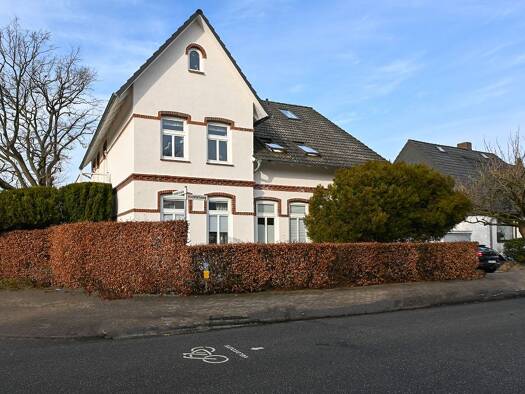 Maisonette zum Kauf 245.000 € 3,5 Zimmer 80 m² 1. Geschoss Pinneberg 25421
