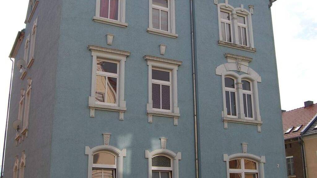 Wohnung zur Miete 300 € 2 Zimmer 60 m² frei ab sofort Schichtstraße 7 Zittau 02763