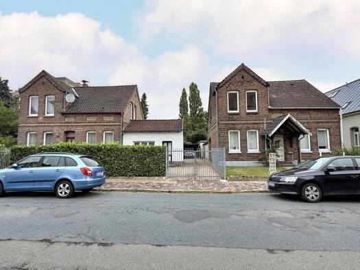 Mehrfamilienhaus zum Kauf 334.000 € 6 Zimmer 132 m² 727 m² Grundstück Neuenhäusen Celle 29221
