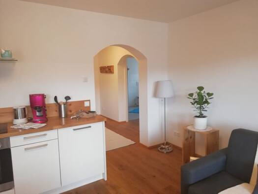 Wohnung zur Miete auf Zeit 2.101 € 2 Zimmer 60 m² frei ab 13.10.2026 Salzburg 5081