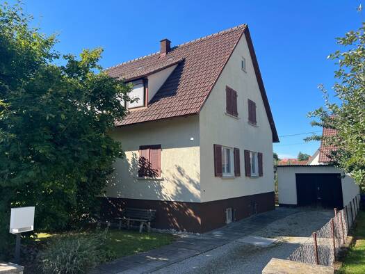 Einfamilienhaus zum Kauf 330.000 € 7 Zimmer 114 m² 503 m² Grundstück Gomaringen Gomaringen 72810