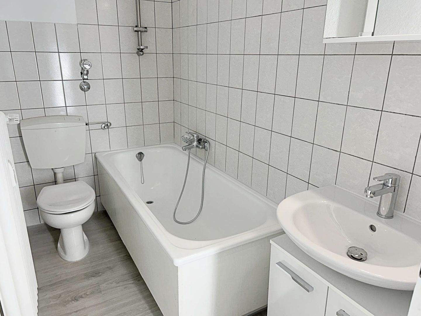 Immobilie in Celle - Top-Anlage - Apartment Erstbezug nach Renovierung - Bild 2