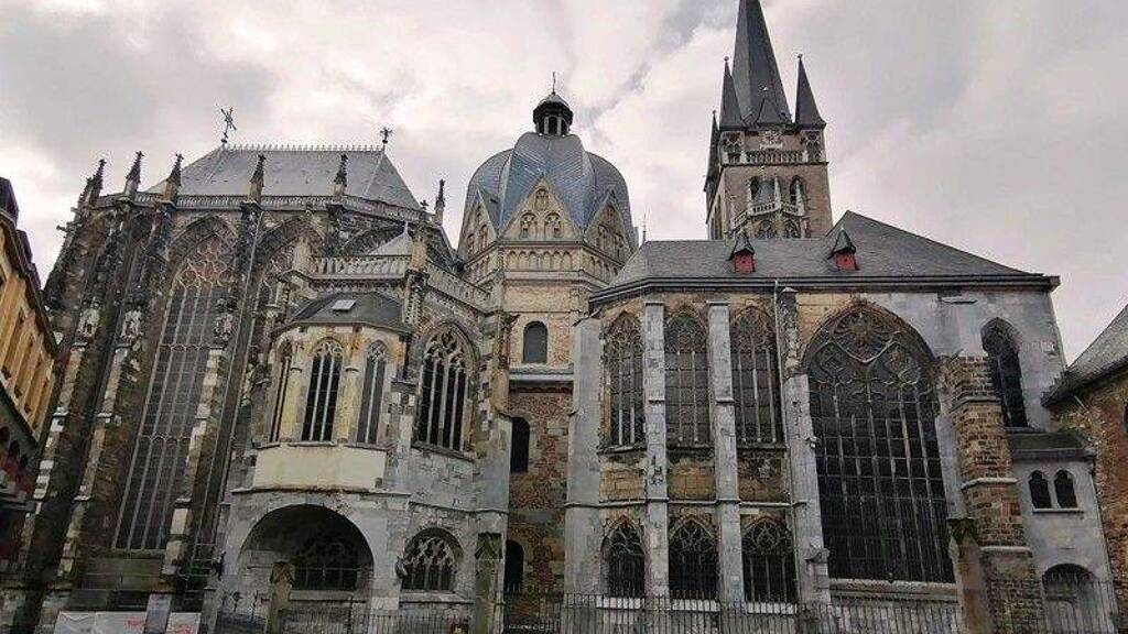 Studio zur Miete 385 € 1 Zimmer 21,4 m² 5. Geschoss frei ab 08.03.2026 Kühlwetterstraße 8 Aachen 52072