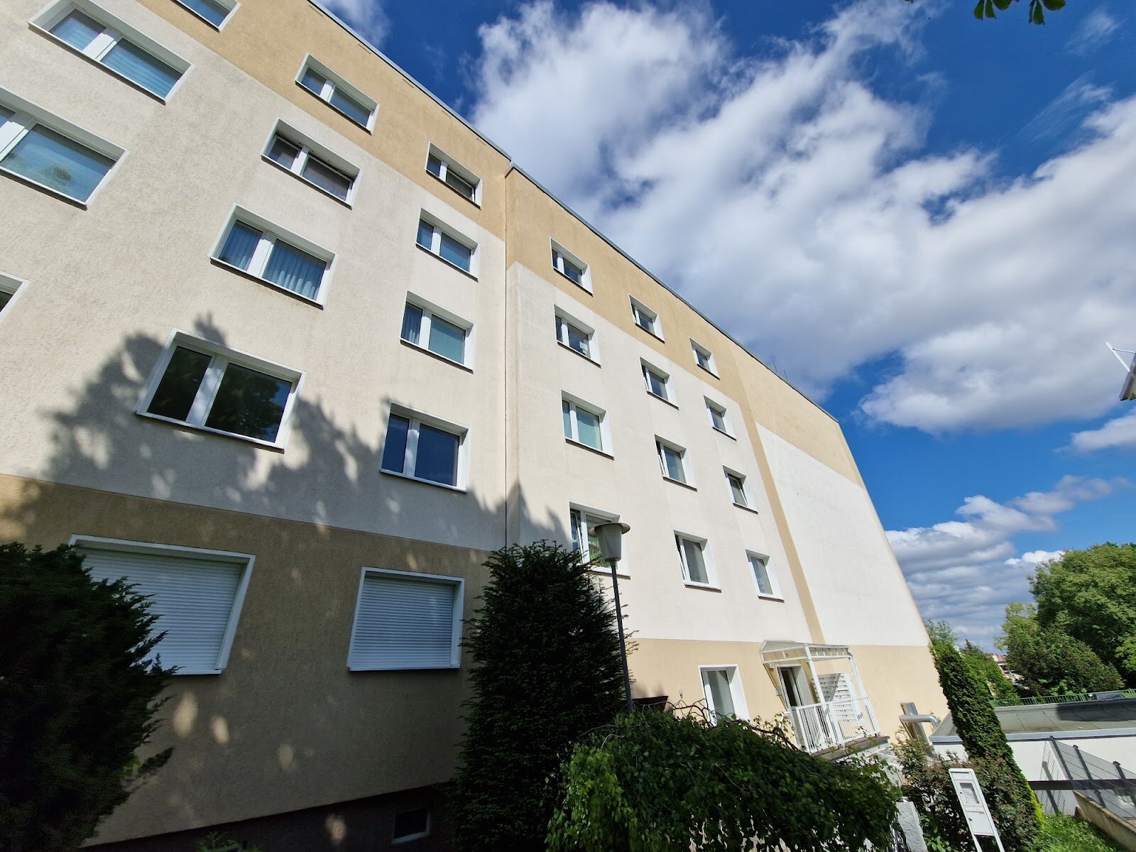 Wohnung zur Miete 199 € 1 Zimmer 25,1 m²<br/>Wohnfläche 4.<br/>Geschoss 01.02.2025<br/>Verfügbarkeit Bernhard-Kellermann-Str. 5 Schilfbreite Magdeburg 39120