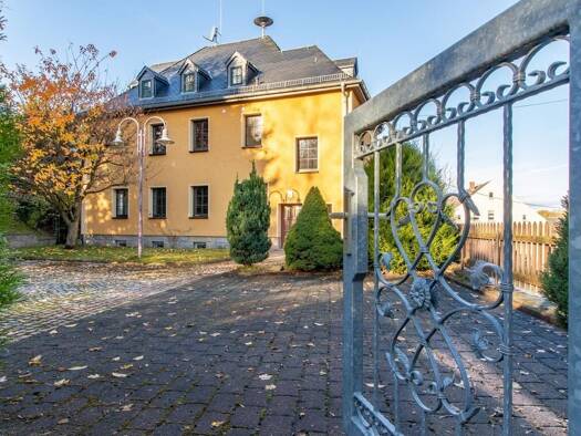 Mehrfamilienhaus zum Kauf 483.000 € 10 Zimmer 184 m² 1.390 m² Grundstück Bärenwalde Crinitzberg 08147