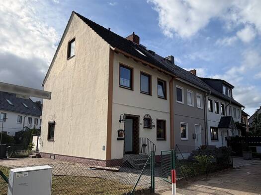Reihenmittelhaus zum Kauf 249.000 € 5 Zimmer 100,9 m² 174 m² Grundstück Brinkum Stuhr 28816