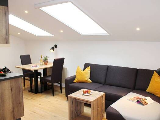 Wohnung zur Miete auf Zeit 990 € 2 Zimmer 40 m² frei ab 16.10.2026 Seethal Übersee 83236