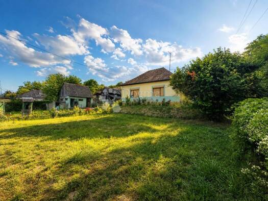Einfamilienhaus zum Kauf 30.000 € 3 Zimmer 5.693 m² Batina, Draž Draž 31305