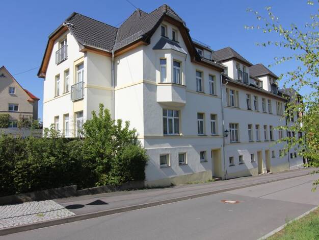 Mehrfamilienhaus zum Kauf als Kapitalanlage geeignet 480.000 € 23 Zimmer 551,9 m² 1.220 m² Grundstück Hainichen Hainichen 09661