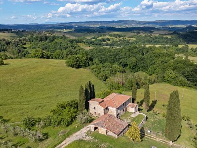 Bauernhaus zum Kauf 20 Zimmer 507 m² 167.241 m² Grundstück Colle di Val d'Elsa 53034