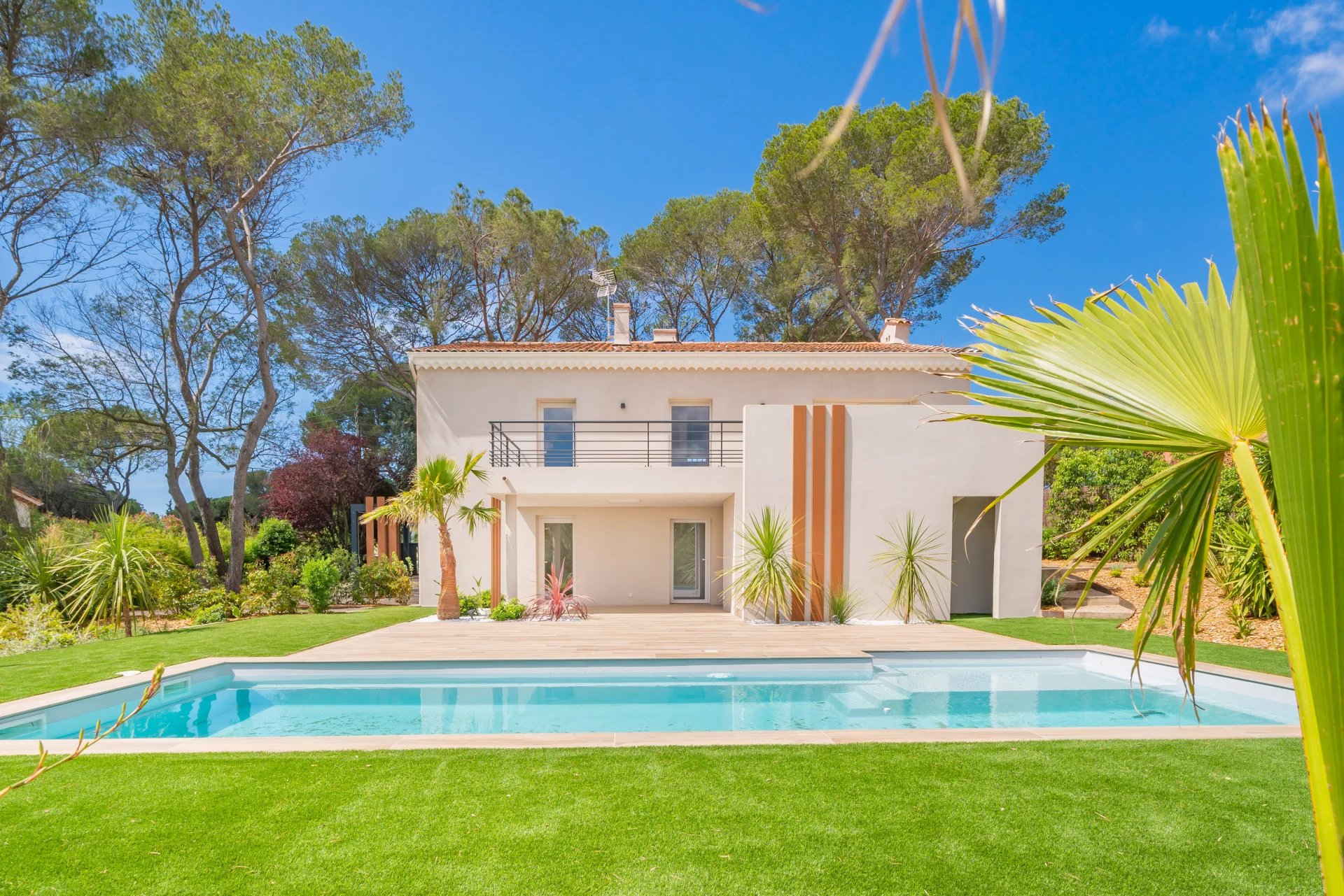 Einfamilienhaus zum Kauf 1.540.000 € 6 Zimmer 185 m²<br/>Wohnfläche 1.235 m²<br/>Grundstück Valescure-Vaulongue-Clair Bois-Vallon Suveret ST RAPHAEL 83530