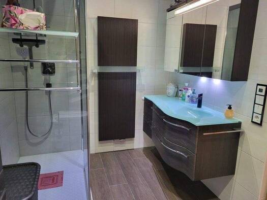 Wohnung zur Miete 900 € 3 Zimmer 76 m² 1. Geschoss Wendelstein 90530