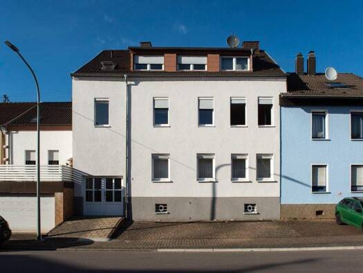 Mehrfamilienhaus zum Kauf 350.000 € 12 Zimmer 290 m² 776 m² Grundstück Schwalbach 66773