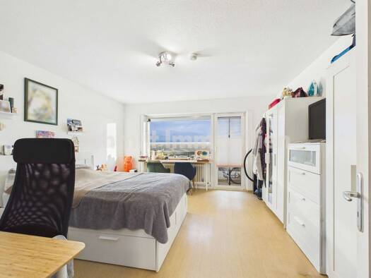 Studio zum Kauf 127.000 € 1 Zimmer 36 m² 8. Geschoss Schwanheim Frankfurt am Main 60529