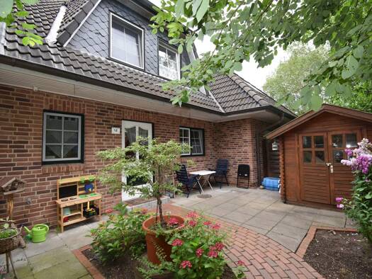 Reihenmittelhaus zur Miete 1.250 € 4 Zimmer 100 m² 150 m² Grundstück frei ab 01.11.2026 Moorrege 25436