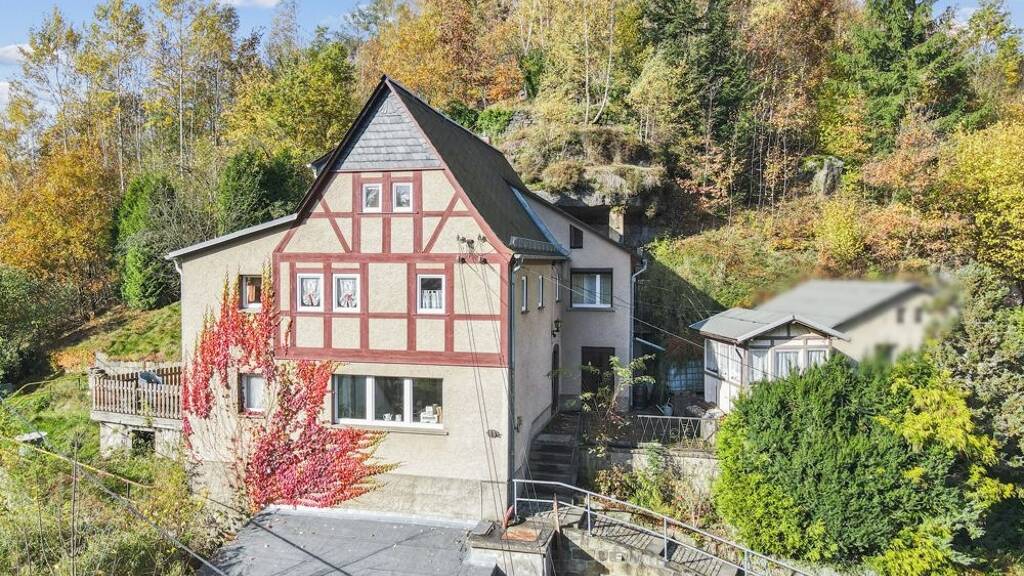 Einfamilienhaus zum Kauf 159.900 € 7 Zimmer 175,9 m² 1.620 m² Grundstück Reinhardtsdorf Reinhardtsdorf-Schöna / Schöna 01814