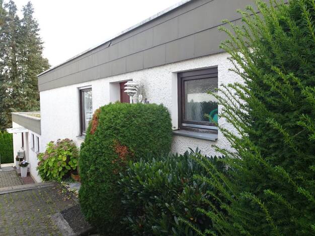 Bungalow zum Kauf provisionsfrei 426.000 € 4,5 Zimmer 119 m² 295 m² Grundstück Lengfeld Würzburg 97076