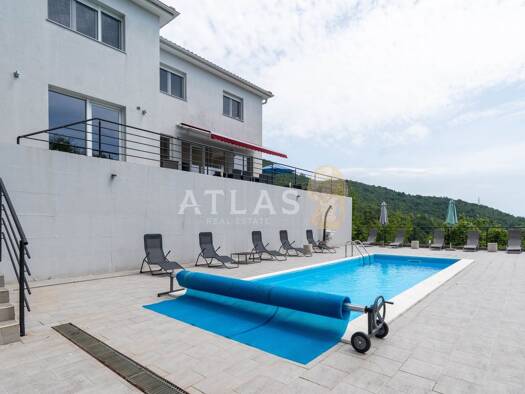 Einfamilienhaus zum Kauf 680.000 € 6 Zimmer 945 m² Grundstück Opatija 51410