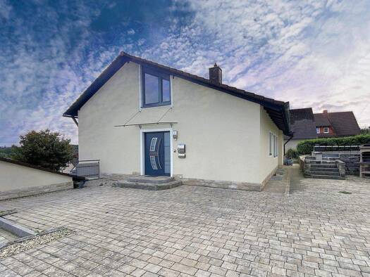 Einfamilienhaus zum Kauf 649.000 € 9 Zimmer 268 m² 698 m² Grundstück Weilersbach 91365