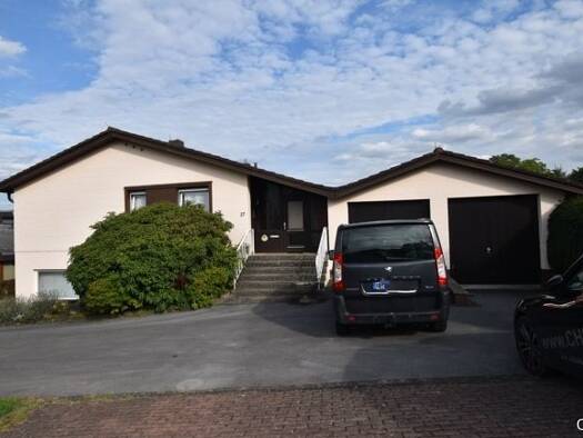 Einfamilienhaus zum Kauf 179.950 € 6 Zimmer 180 m² 933 m² Grundstück Osterode Osterode 37520