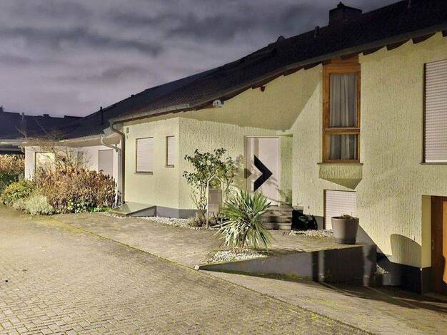 Einfamilienhaus zum Kauf provisionsfrei 1.195.000 € 8 Zimmer 235 m² 427 m² Grundstück Gartenstadt Ludwigshafen 67067