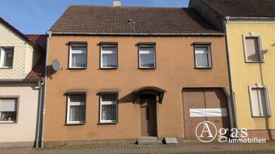 Reihenmittelhaus zum Kauf 95.000 € 6 Zimmer 135 m² 324 m² Grundstück Görzke Görzke 14828