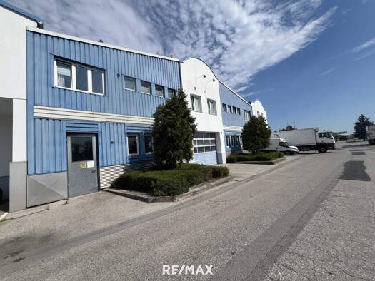 Lagerhalle zur Miete 8.150 € 1.610 m² Lagerfläche Neunkirchen 2620