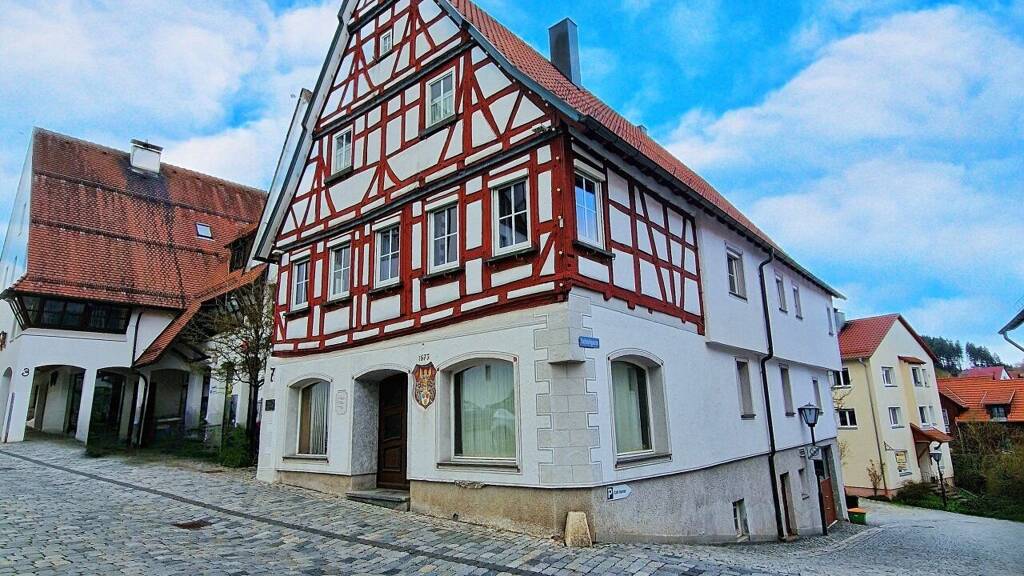 Einfamilienhaus zum Kauf 235.000 € 5 Zimmer 138,2 m² 221 m² Grundstück Mägerkingen Trochtelfingen 72818