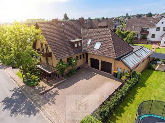 Haus zum Kauf 785.000 € 15 Zimmer 578 m² 1.000 m² Grundstück frei ab sofort Kirchhorsten Helpsen 31691