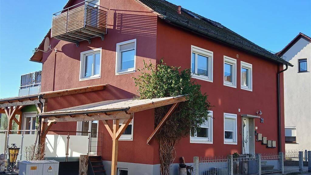 Mehrfamilienhaus zum Kauf als Kapitalanlage geeignet 549.000 € 12 Zimmer 291 m² 700 m² Grundstück Feuchtwangen 91555