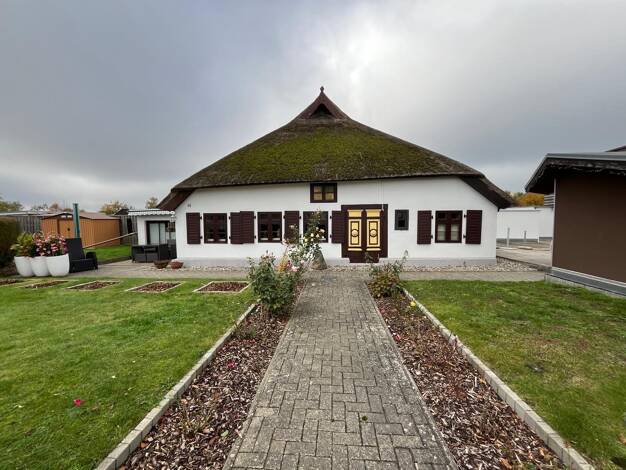 Doppelhaushälfte zum Kauf 465.000 € 3 Zimmer 199,1 m² 649 m² Grundstück Greifswald 17493