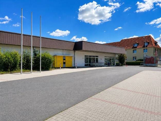 Laden zur Miete 1.000 m² Verkaufsfläche Großenhain Großenhain 01558