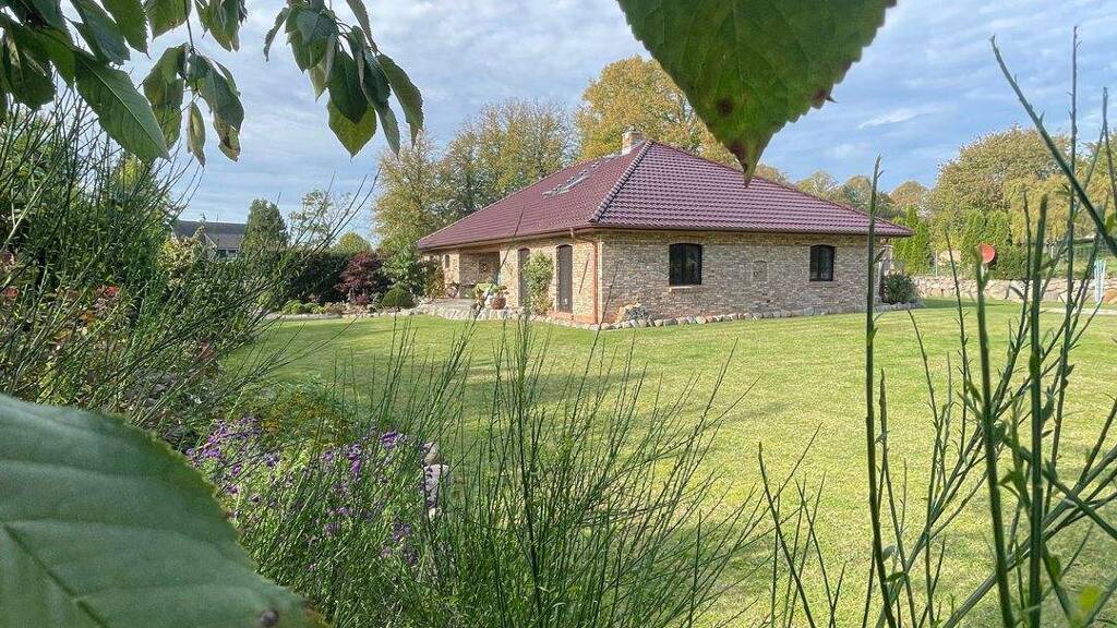 Einfamilienhaus zum Kauf 625.000 € 4 Zimmer 135 m² 4.454 m² Grundstück Zweedorf 18230