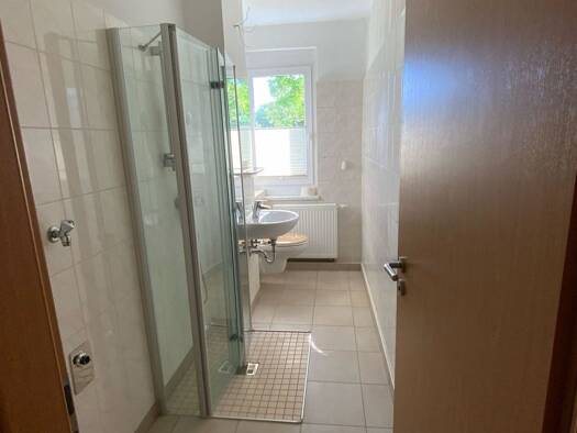 Wohnung zur Miete 265 € 4 Zimmer 47,9 m² EG Straße der Einheit 43 Menteroda 99996