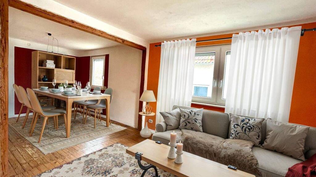 Einfamilienhaus zum Kauf 310.000 € 7 Zimmer 163,2 m² 303 m² Grundstück Schluchtern Leingarten 74211