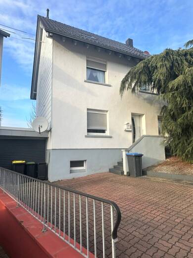 Haus zum Kauf 290.000 € 7 Zimmer 160 m² 200 m² Grundstück Püttlingen Püttlingen 66346