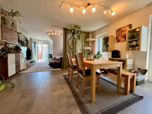 Wohnung zur Miete 1.400 € 3 Zimmer 103 m² Geschoss 3/3 frei ab 01.10.2026 Langerringen Langerringen 86853