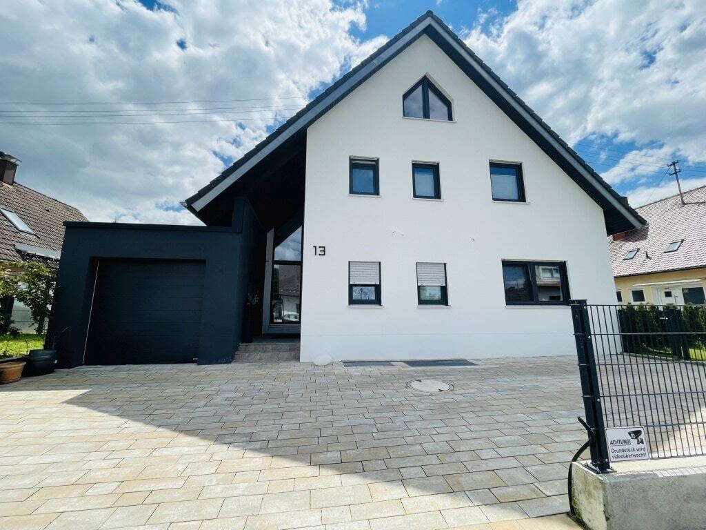 Mehrfamilienhaus zum Kauf 880.000 € 8 Zimmer 247 m²<br/>Wohnfläche 680 m²<br/>Grundstück Steinheim Memmingen 87700