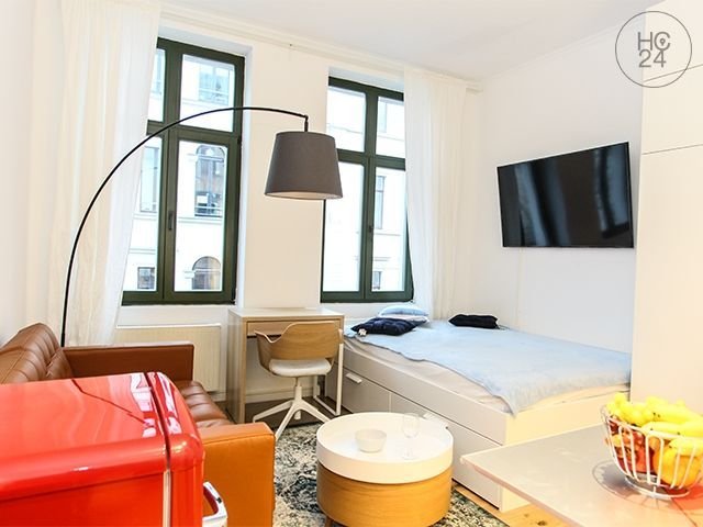 Wohnung zur Miete Wohnen auf Zeit 800 € 1 Zimmer 30 m²<br/>Wohnfläche 01.01.2025<br/>Verfügbarkeit Zentrum - Süd Leipzig 04107