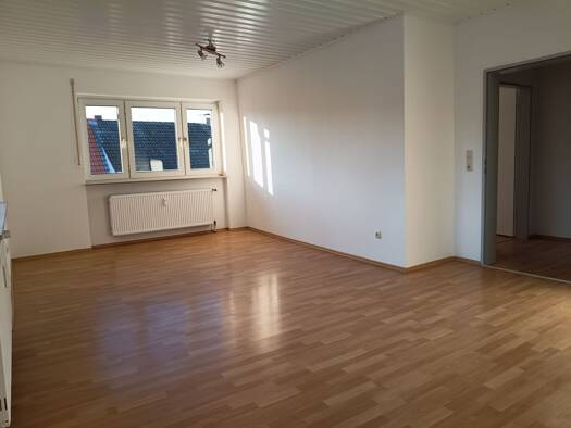 Wohnung zur Miete 820 € 4 Zimmer 100 m² Geschoss 1/2 frei ab sofort Hailer Gelnhausen 63571