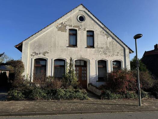 Einfamilienhaus zum Kauf 149.000 € 6 Zimmer 123,2 m² 822 m² Grundstück Nordenham 26954